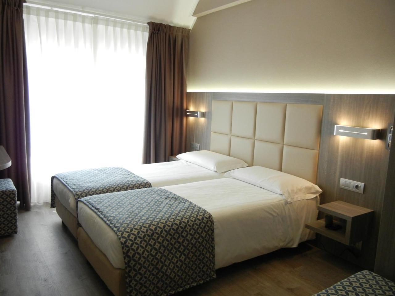 Delle Nazioni Milan Hotel Exterior photo